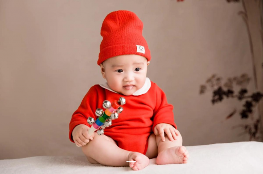 任丘六个月宝宝总是摇头